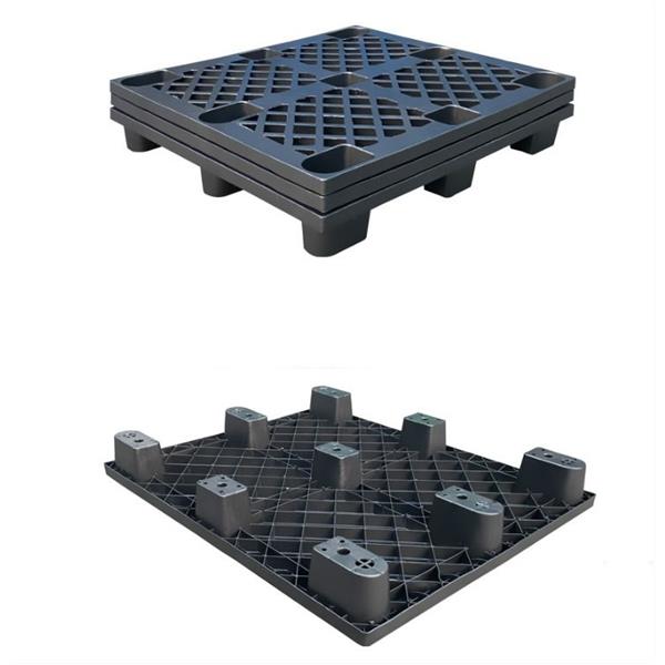 PALETS DE PLASTICO Y LOSETAS